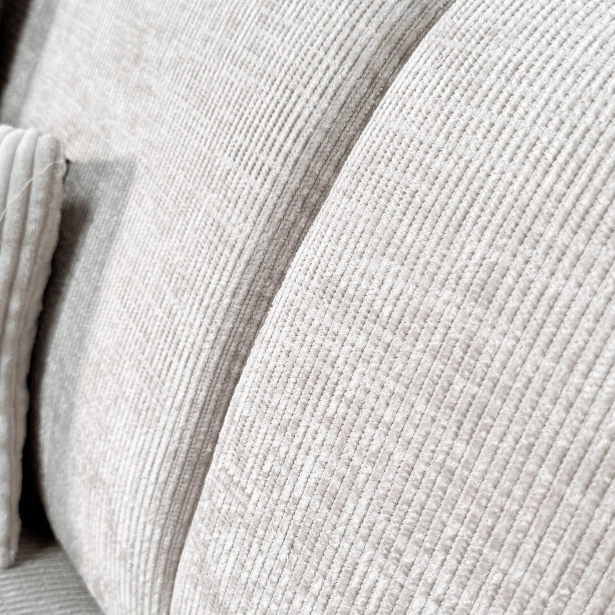 Hjørnesofa med chaise longue beige chenille stof Manon - højre 