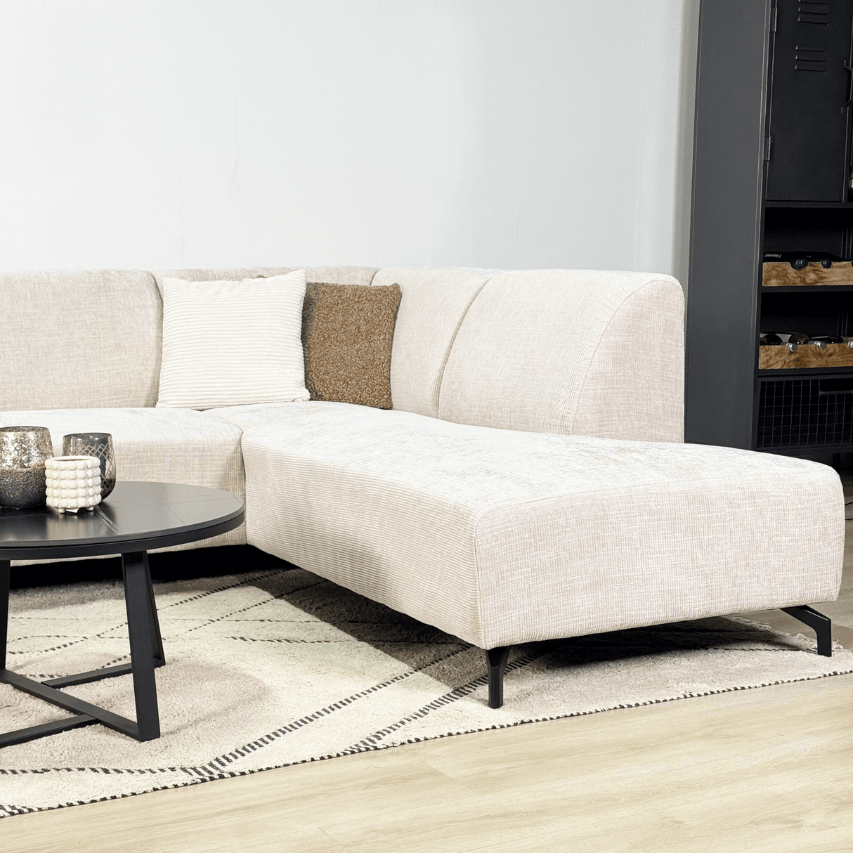 Hjørnesofa med chaise longue beige chenille stof Manon - højre 