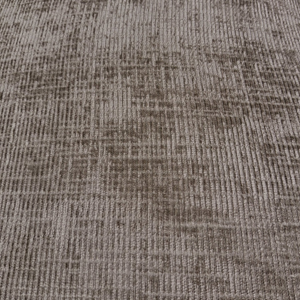 Hjørnesofa med chaise longue taupe chenille stof Manon - venstre 