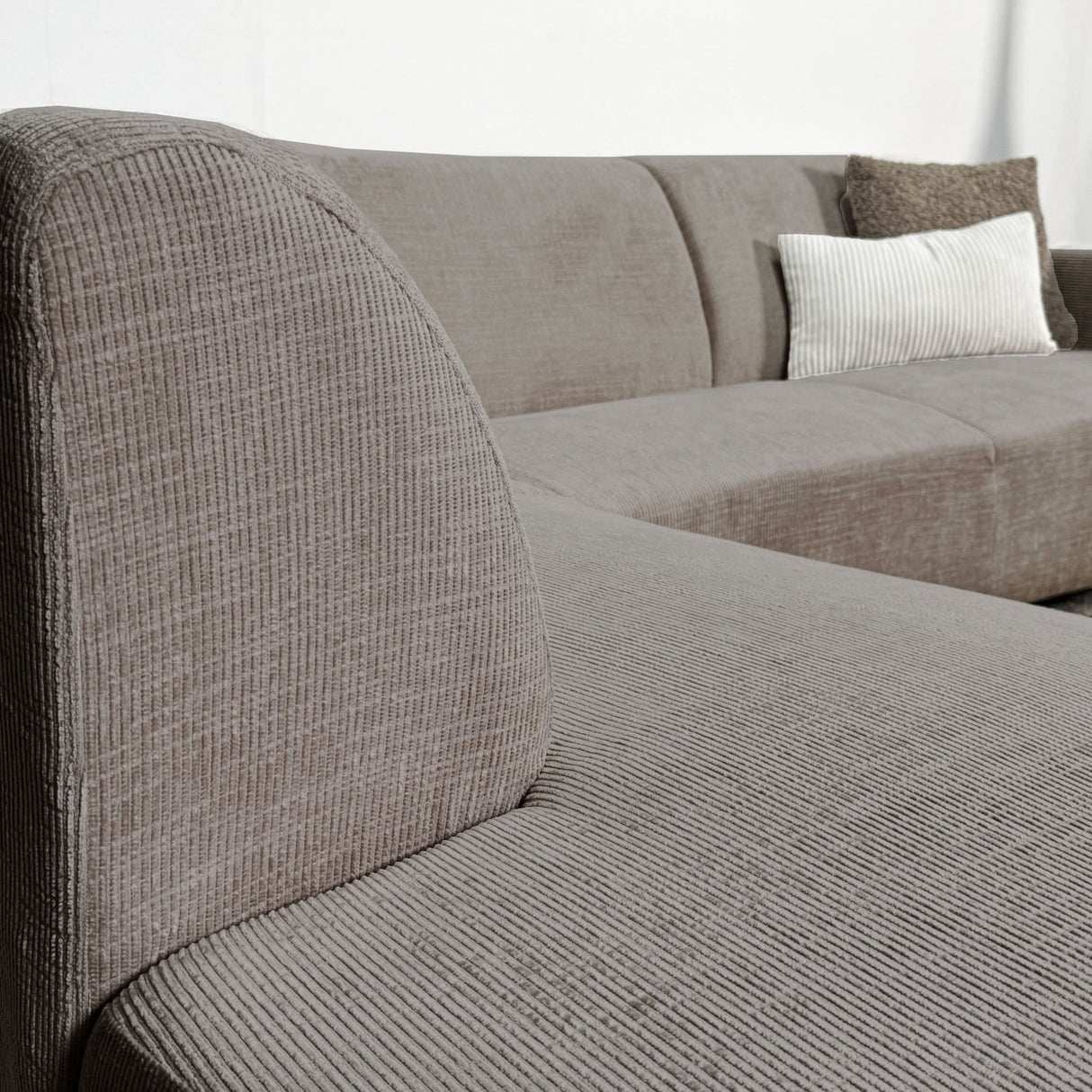 Hjørne sofa manon med chaise longue venstre chenille taupe