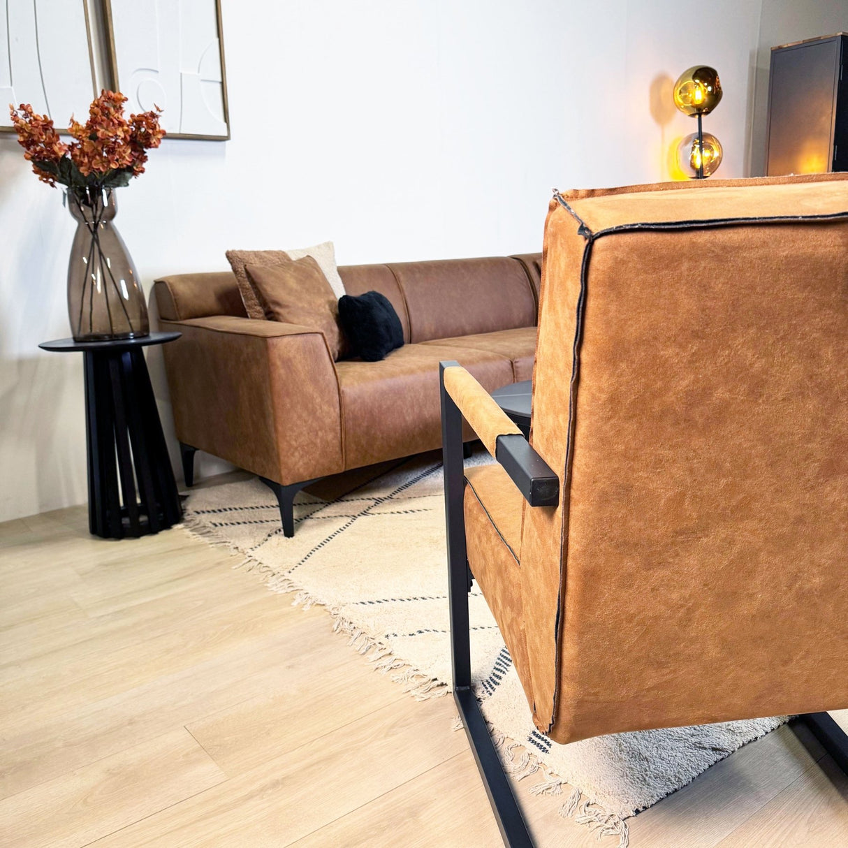 Fauteuils - Industriële fauteuil cognac eco - leer Tiger - Dimehouse