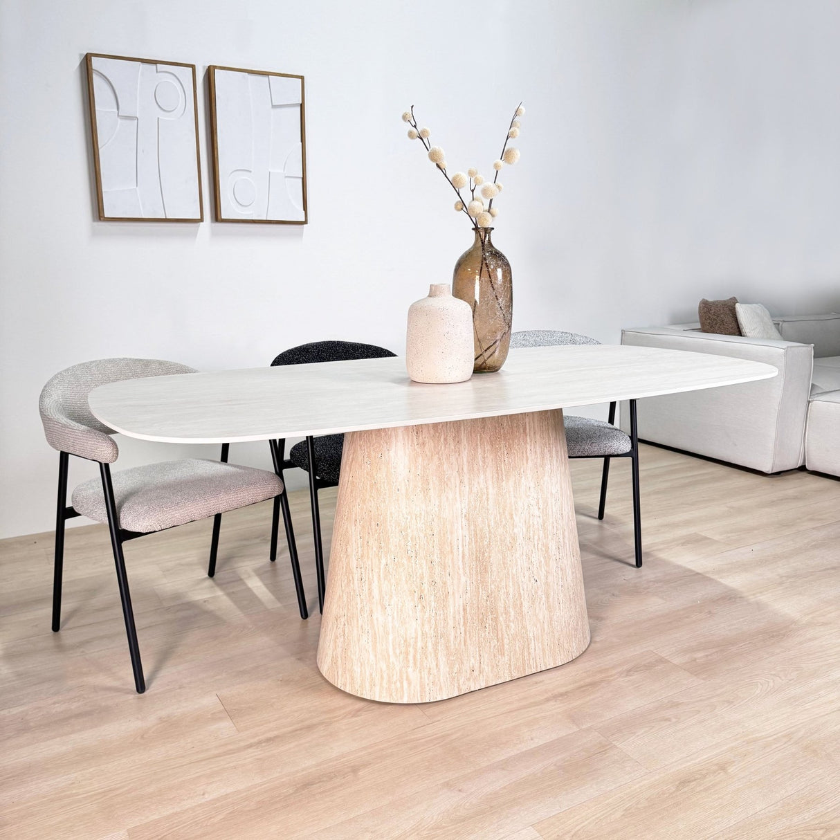 Spisestuestol Sæt af 4 Bouclé Beige Lisa - Sort Ramme 