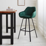 Barstol Elise Velvet Dimehouse Grøn LxBxH 95x59x57 Velvet Atmosfærisk foto diagonalt set forfra