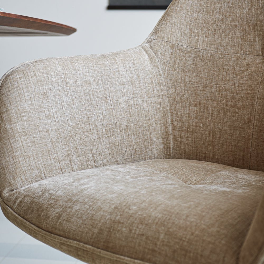 Spisestuestol Camiel Dimehouse Beige LxBxH 62x61x54 Stof Atmosfærisk fotodetalje