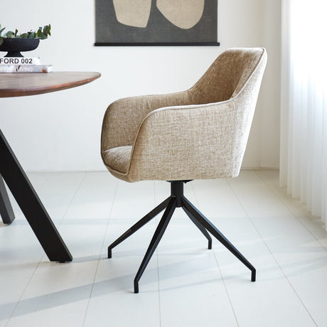 Spisestuestol Camiel Dimehouse Beige LxBxH 62x61x54 Stof Atmosfærisk foto fra siden