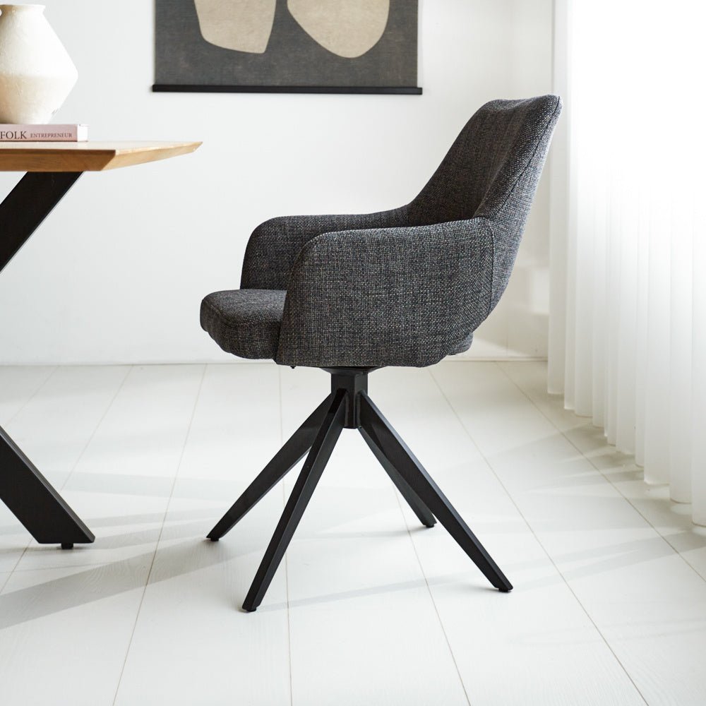 Spisestuestol Sid Dimehouse Antracit LxBxH 59x56x53 Stof Atmosfærisk foto set fra siden