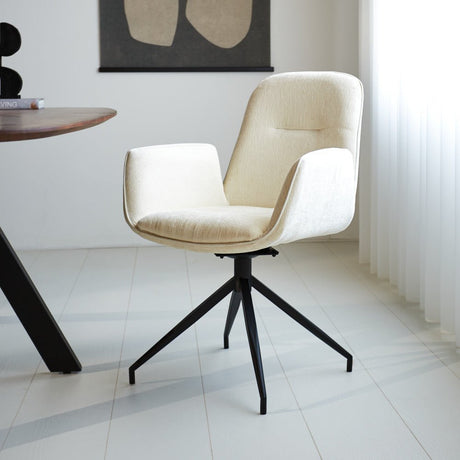 Nela spisestuestol Dimehouse Hvid LxBxH 64x64x52 Stof Atmosfærisk foto diagonalt set forfra