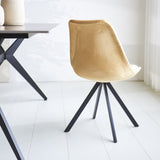 Spisestuestol Jace Dimehouse Beige LxBxH 70x58x53 Stof Atmosfærisk foto diagonalt set bagfra