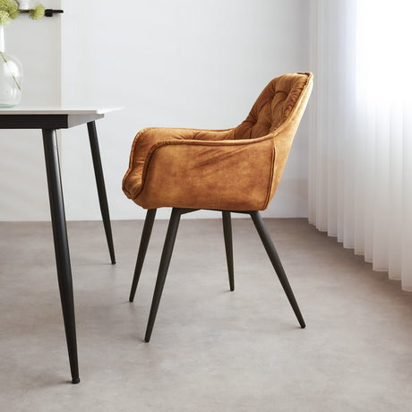 Spisestuestol Audrey Dimehouse Gul LxBxH 71x68x49 Stof Atmosfærisk foto fra siden