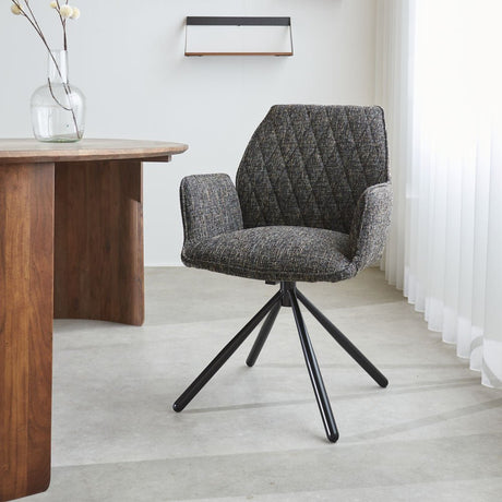 Spisestuestol Novan chenille Dimehouse Sort LxBxH 71x64x56 Stof Atmosfærisk foto diagonalt set forfra