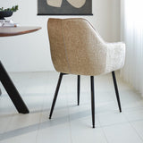 Spisestuestol Sev Dimehouse Beige LxBxH 68x62x61 Stof Atmosfærisk foto diagonalt set bagfra