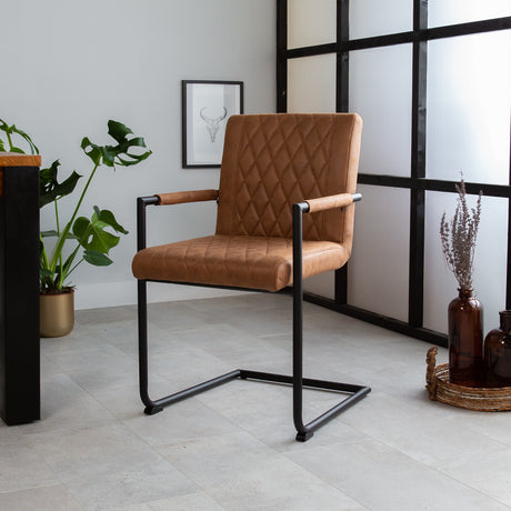 Spisestuestol Dean Dimehouse Cognac LxBxH 70x58x57 Stof Atmosfærisk foto diagonalt set forfra