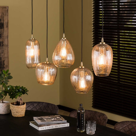 Hængelampe Anna DH Interiør Diamant LxBxH 130x47x29 Glas Atmosfærisk foto diagonalt set forfra