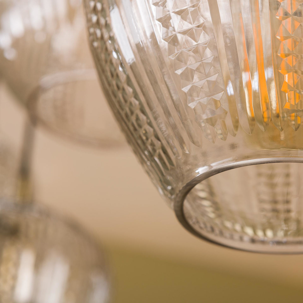 Hængelampe Anna DH Interiør Diamant LxBxH 130x47x29 Glas Atmosfærisk fotofarveprøve