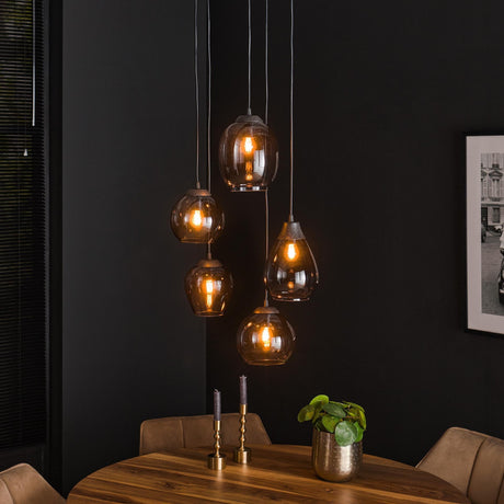 Hængelampe Felien Chrome DH Interiør Forkromet LxBxH 150x43x43 Glas Atmosfærisk foto diagonalt set forfra