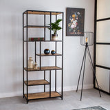 Reol Sparrow Dimehouse Brun LxBxH 189x83x38 Mangotræ Atmosfærisk foto diagonalt set forfra