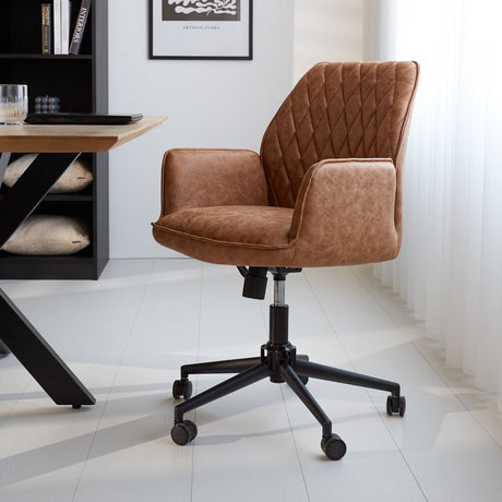 Kontorstol Novan Dimehouse Cognac LxBxH 72x63x58 Stof Atmosfærisk foto diagonalt set forfra