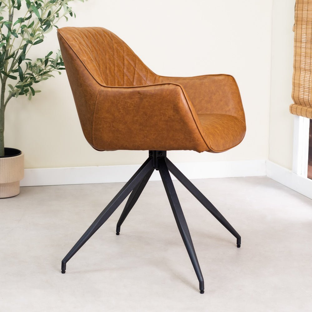 Spisestuestol Gian Dimehouse Cognac LxBxH 73x65x50 Kunstlæder Atmosfærisk foto fra siden