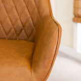 Spisestuestol Gian Dimehouse Cognac LxBxH 73x65x50 Kunstlæder Atmosfærisk fotodetalje