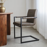 Spisestuestol Ruben Dimehouse Taupe LxBxH 71x59x58 Kunstlæder Atmosfærisk foto set fra siden