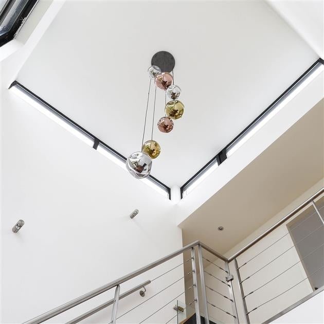 Hængelampe Ada DH Interiør Sølv LxBxH 71x60x57 Sølv Ambient foto i situation