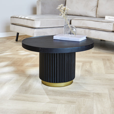 Sofabord Elora Dimehouse Sort LxBxH 65x65x9 Mangotræ Atmosfærisk foto diagonalt set forfra
