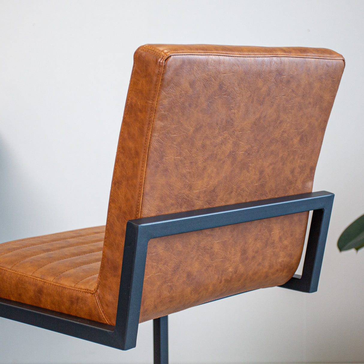 Barstol Kuba Dimehouse Cognac LxBxH 72x69x54 Kunstlæder Atmosfærebillede anderledes