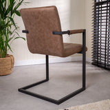 Spisestuestol Jackson Dimehouse Taupe LxBxH 71x58x54 Stof Atmosfærisk foto diagonalt set bagfra