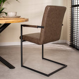 Spisestuestol BH Dimehouse Taupe LxBxH 73x59x58 Kunstlæder Atmosfærisk foto diagonalt set bagfra